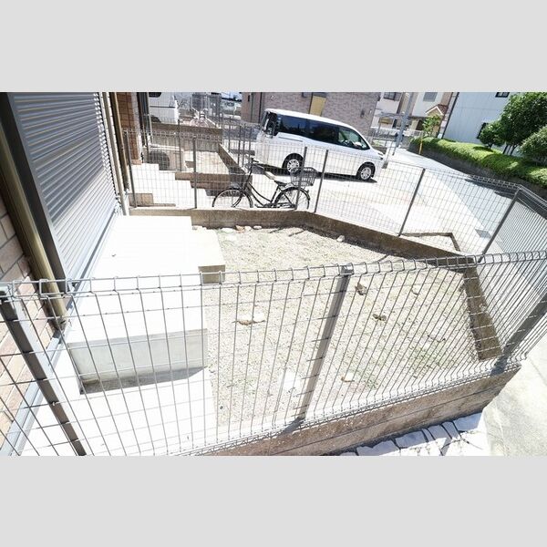 その他 (1階専用庭)