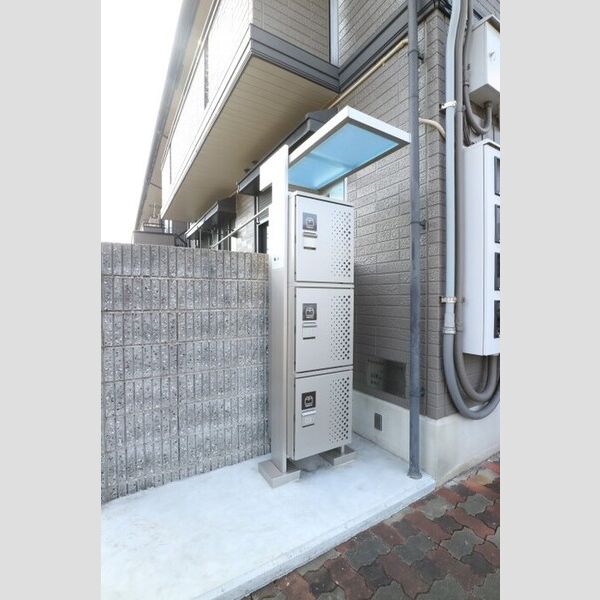 現地周辺 (宅配ボックス)