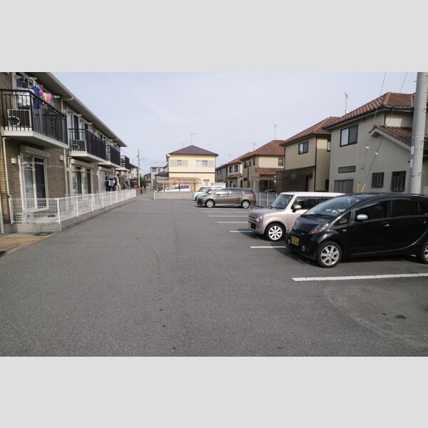 駐車場 (駐車場)