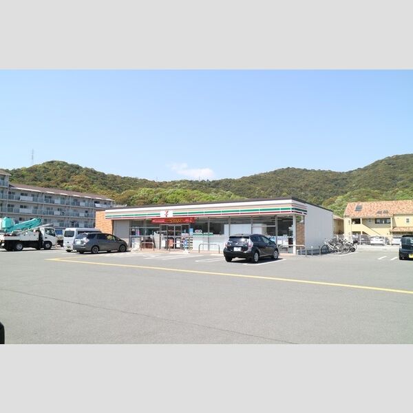 現地周辺 (セブンイレブン姫路勝原熊見店(303m))