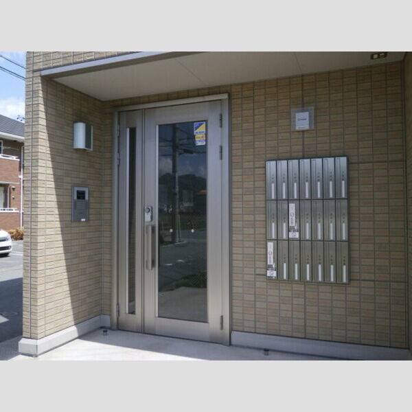 エントランス (エントランス)