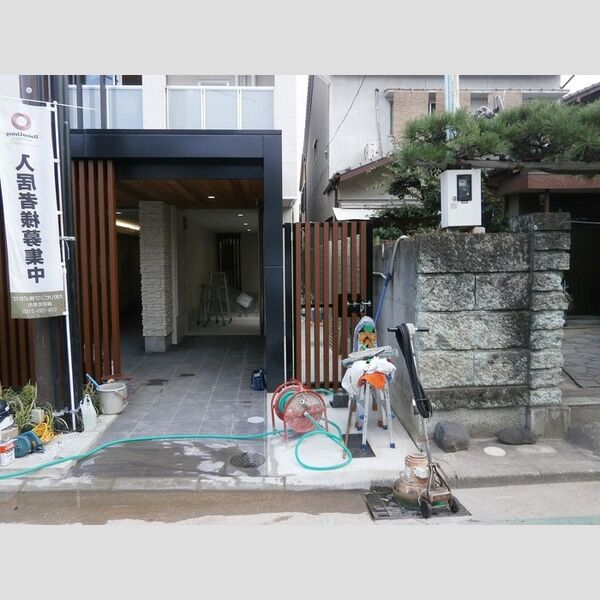 現地周辺 (ゴミステーション)