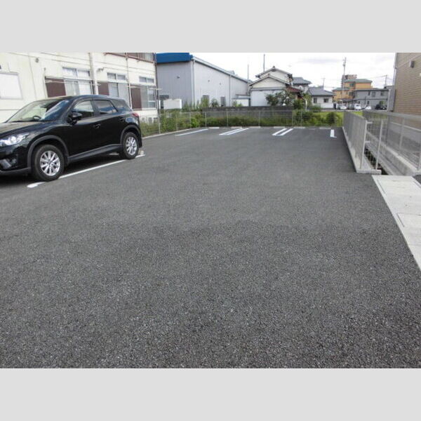 駐車場 (駐車場)