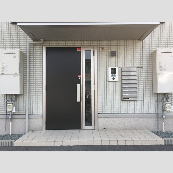 エントランス (A棟　オートロックエントランス)