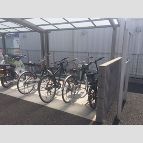 駐車場 (駐輪場)