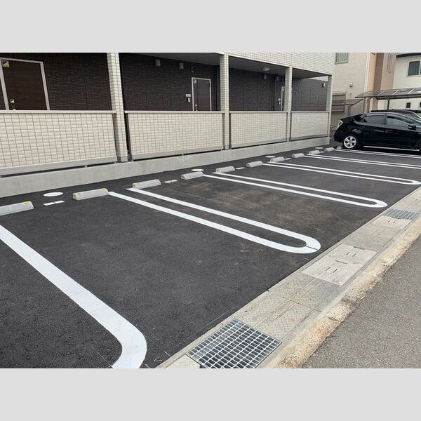 駐車場 (駐車場)