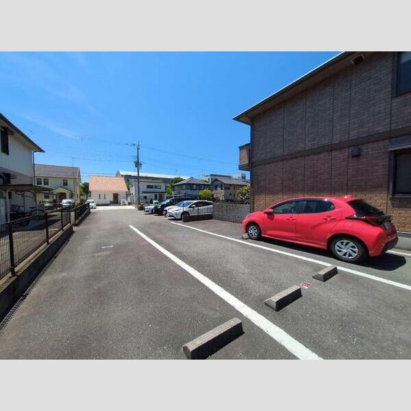 駐車場 (駐車場)