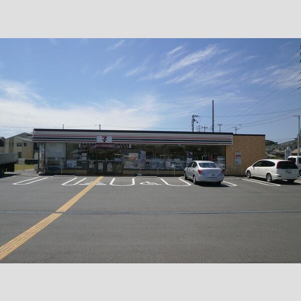 現地周辺 (セブンイレブン姫路亀山店(128m))