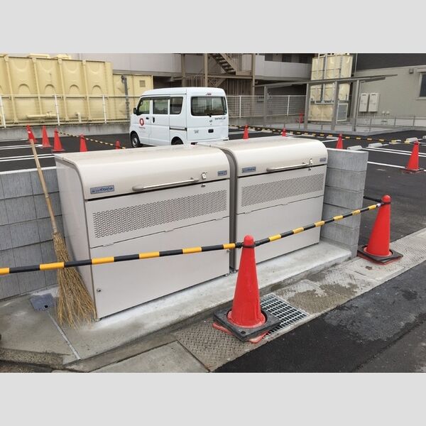 現地周辺 (ゴミステーション)