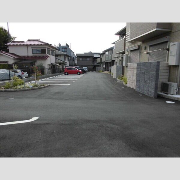 駐車場 (駐車場)