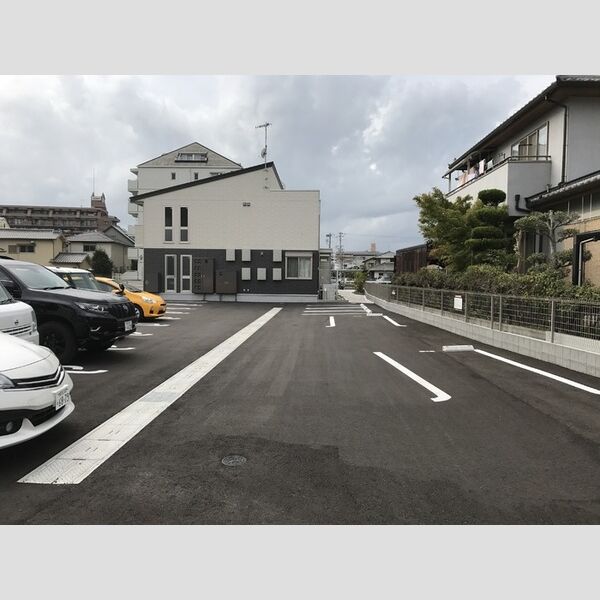 駐車場 (駐車場)