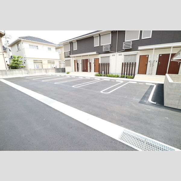 駐車場 (駐車場)