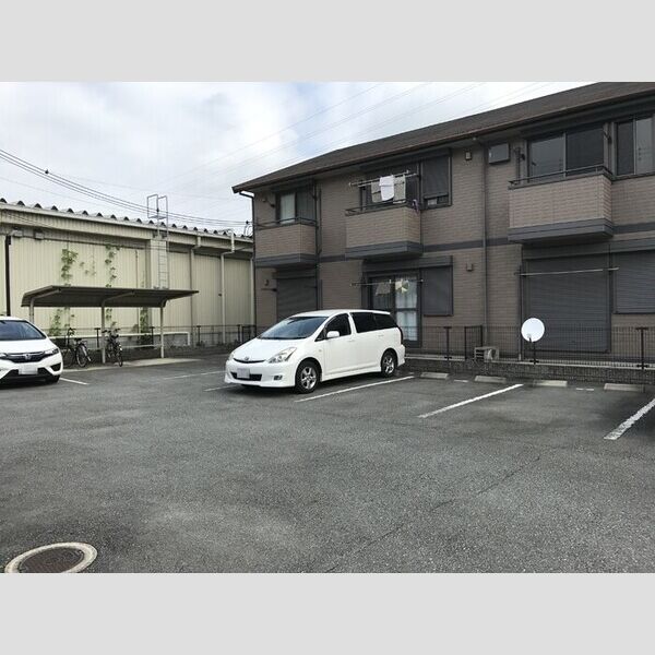 駐車場 (駐車場)