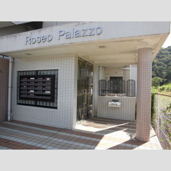 エントランス (エントランス)