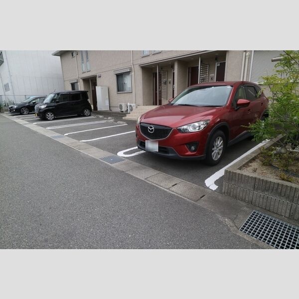駐車場 (駐車場)