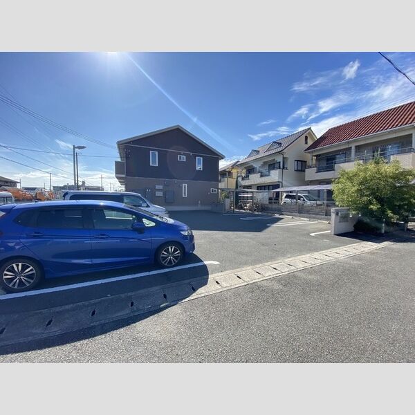 駐車場 (駐車場)