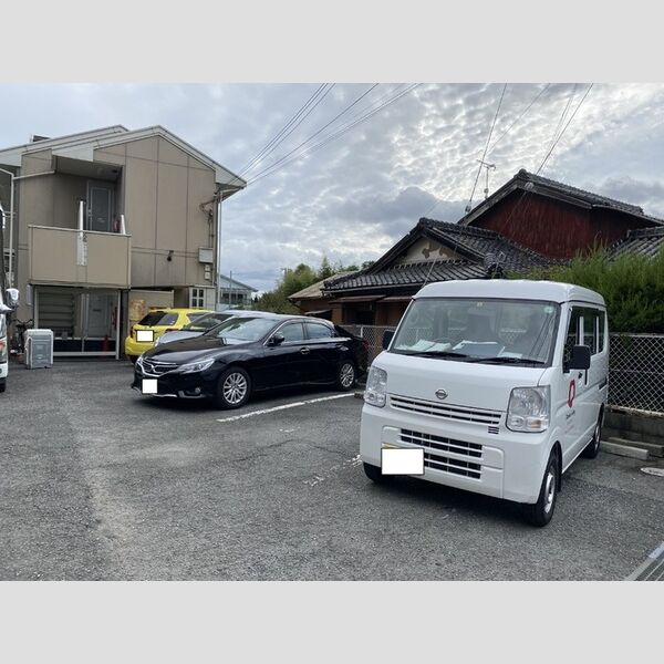 駐車場 (駐車場)