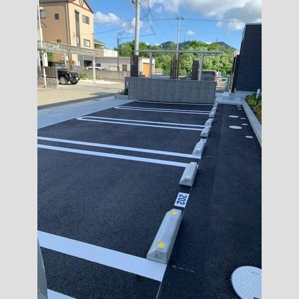 駐車場 (駐車場)