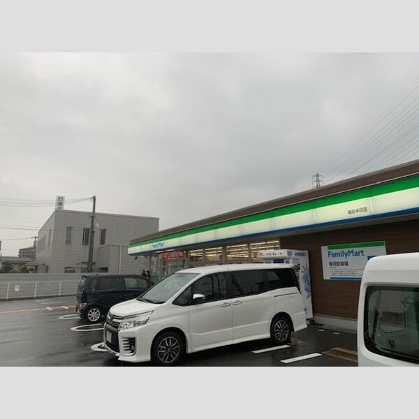 現地周辺 (ファミリーマート高砂米田店(173m))