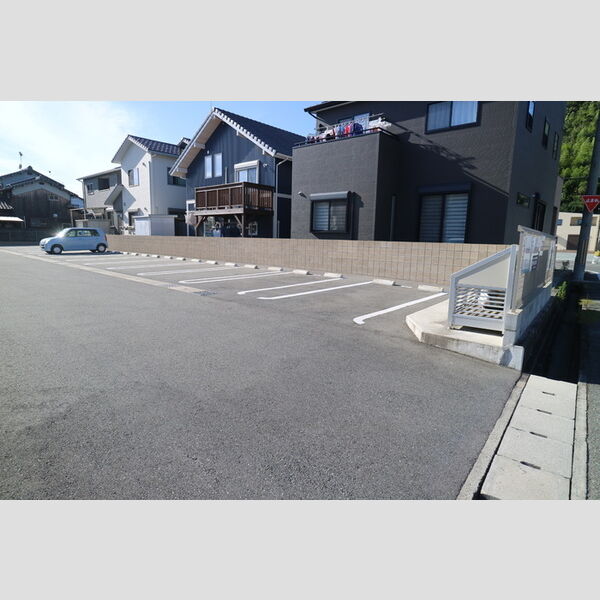 駐車場 (駐車場)