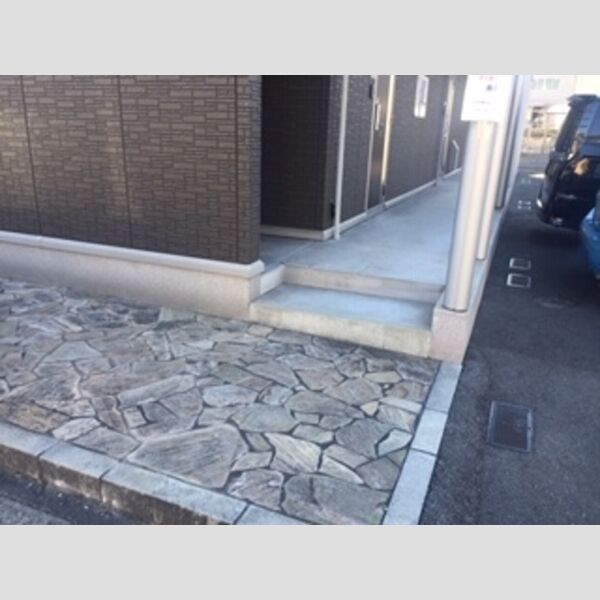 エントランス (エントランス)