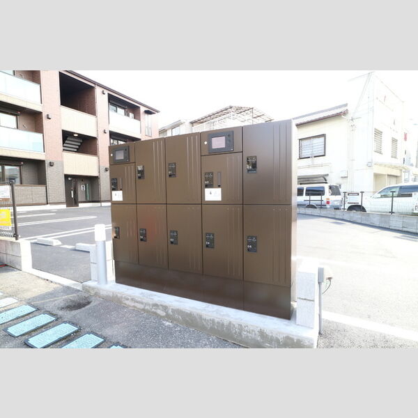 現地周辺 (宅配ボックス)