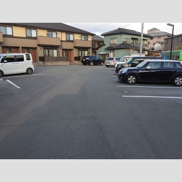 駐車場 (駐車場)