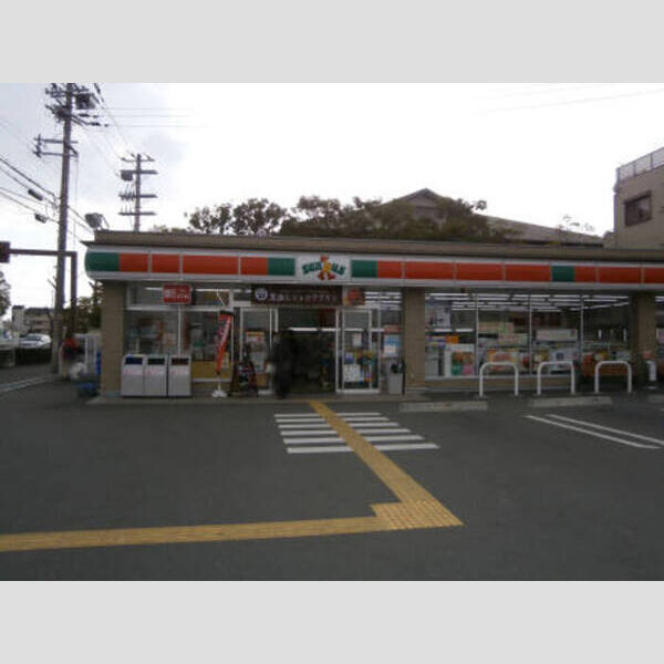 現地周辺 (周辺施設③コンビニエンスストア)