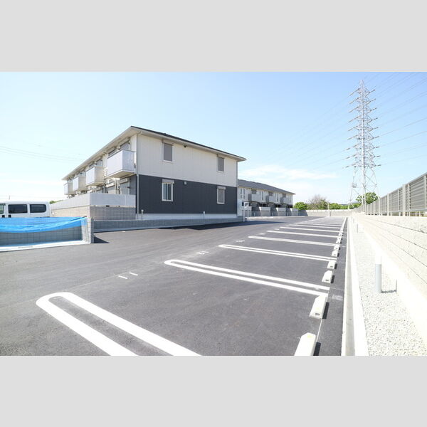 駐車場 (駐車場)