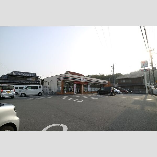 現地周辺 (セブンイレブン高砂曽根町店(710m))