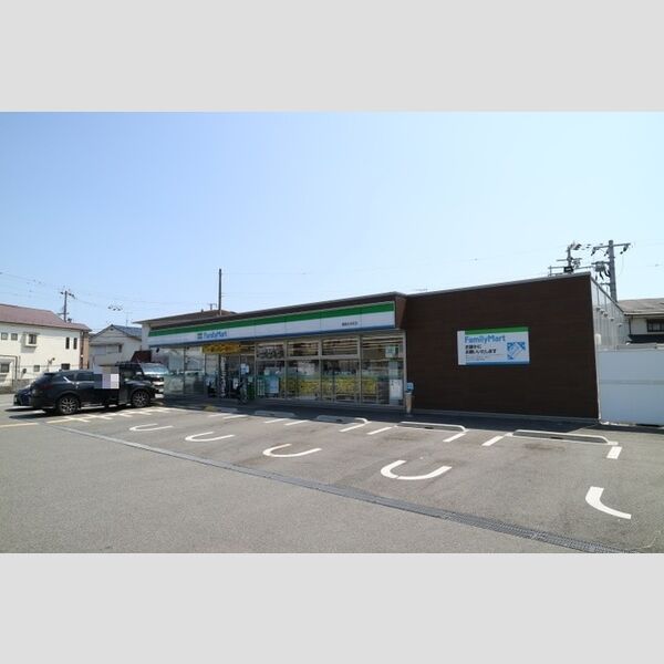 現地周辺 (ファミリーマート播磨北本荘店(455m))
