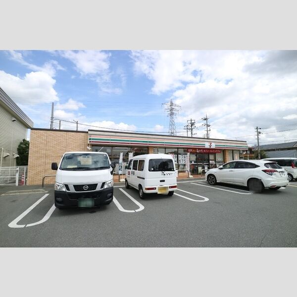 現地周辺 (セブンイレブン加古川備後蔵西店(723m))