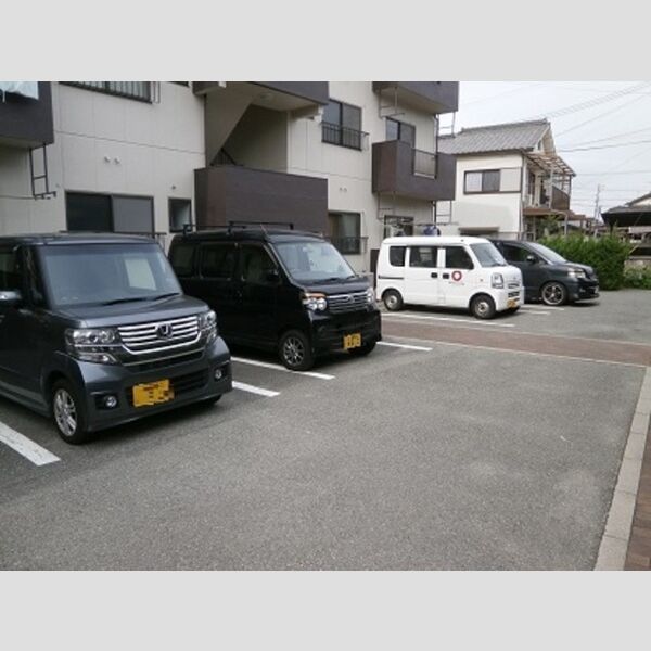 駐車場 (駐車場)