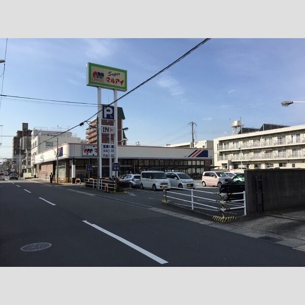 現地周辺 (マルアイ飾磨店(743M))