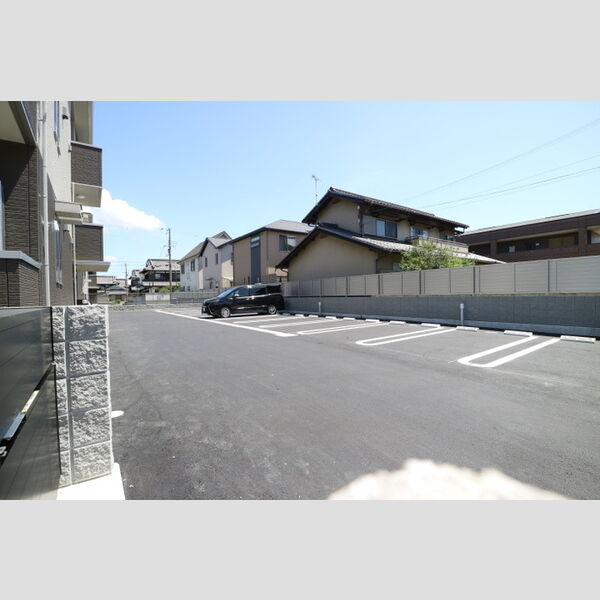 駐車場 (駐車場)