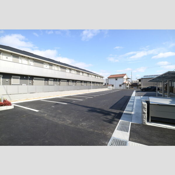 駐車場 (駐車場)