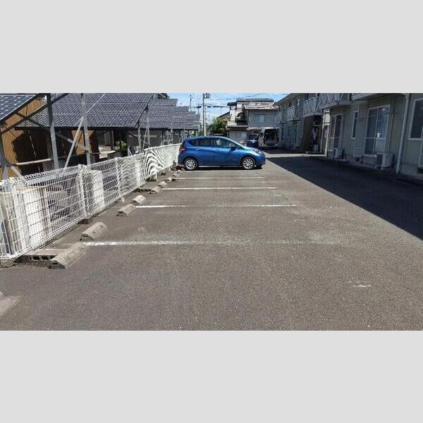 駐車場 (駐車場)