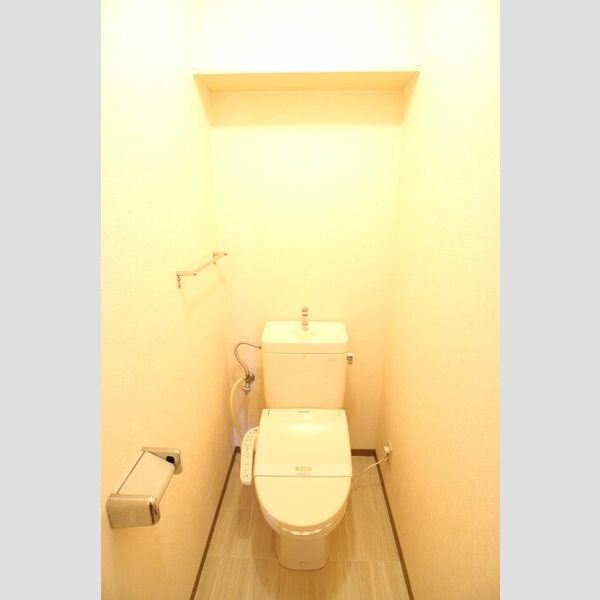 トイレ (温水洗浄便座)