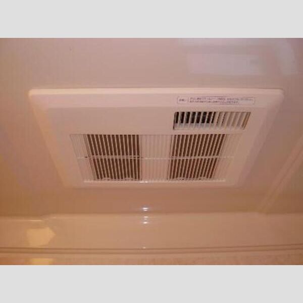 バス (浴室乾燥換気扇設備)