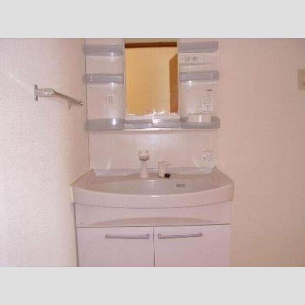 洗面所 (洗髪洗面化粧台設備)