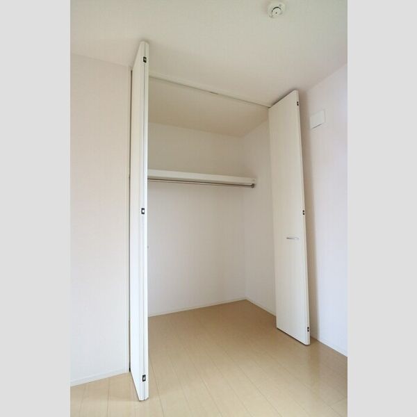 収納 (クローゼット)