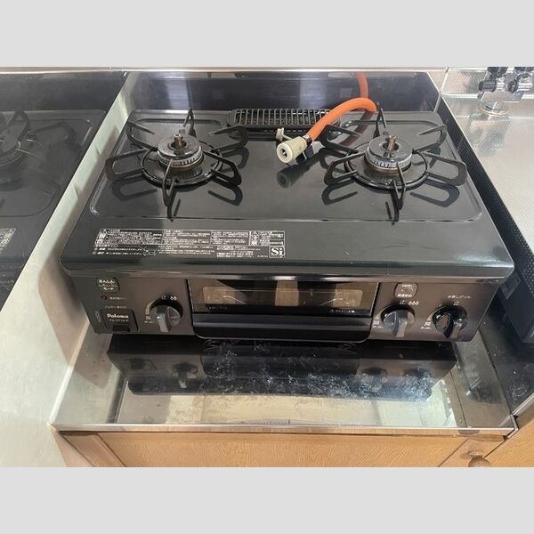 キッチン (2口コンロ)