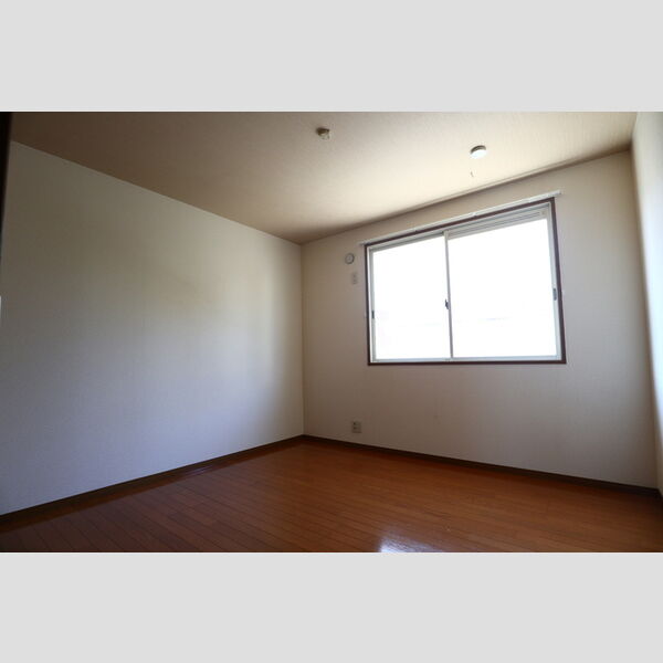 その他 (北側洋室)