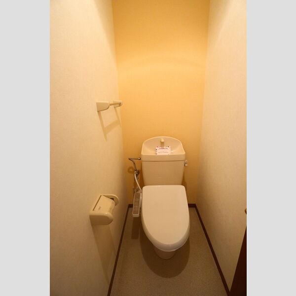 トイレ (温水洗浄暖房便座)