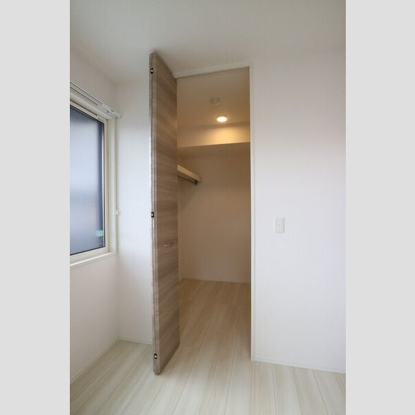 収納 (ウォークインクローゼット)