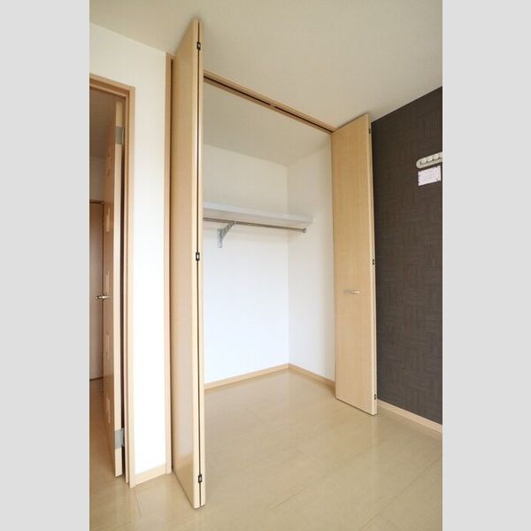 収納 (クローゼット)