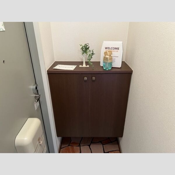 玄関 (シューズBOX)