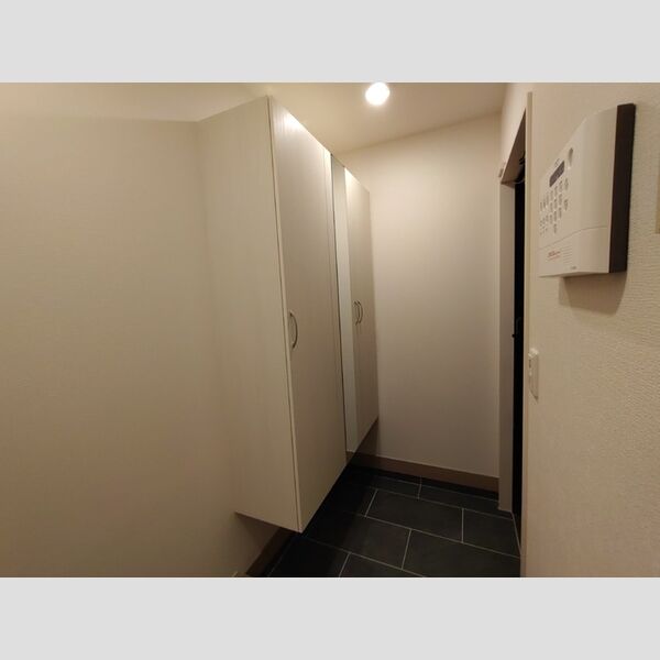 玄関 (玄関)