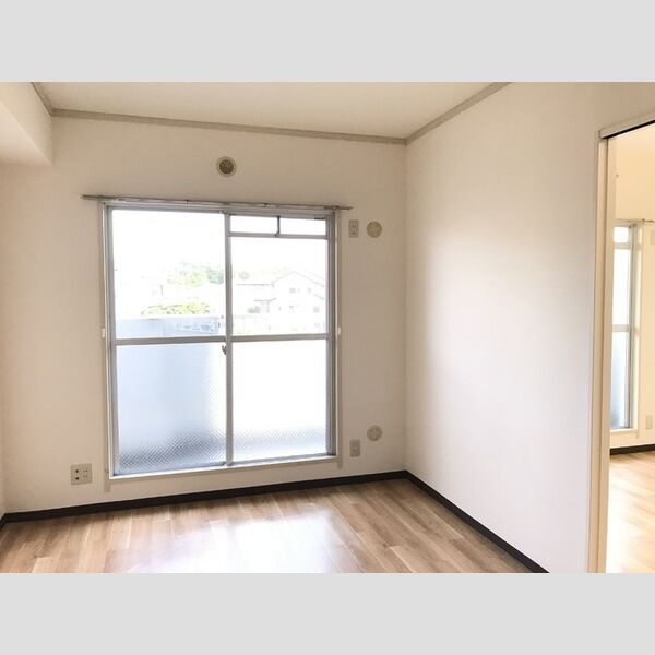 その他 (洋室6帖)