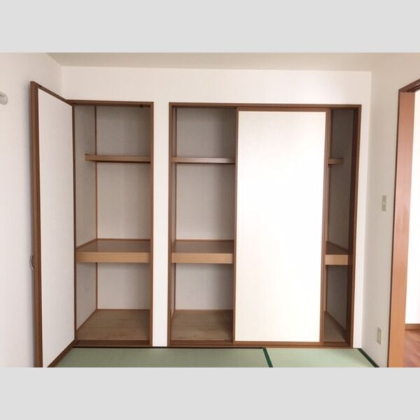 その他 (和室収納)